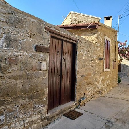 Niovi House Apartment Tochni Exterior photo