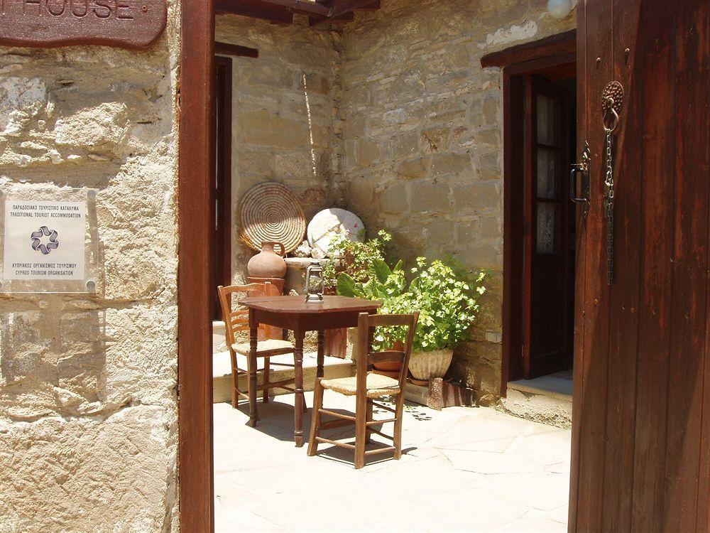 Niovi House Apartment Tochni Exterior photo